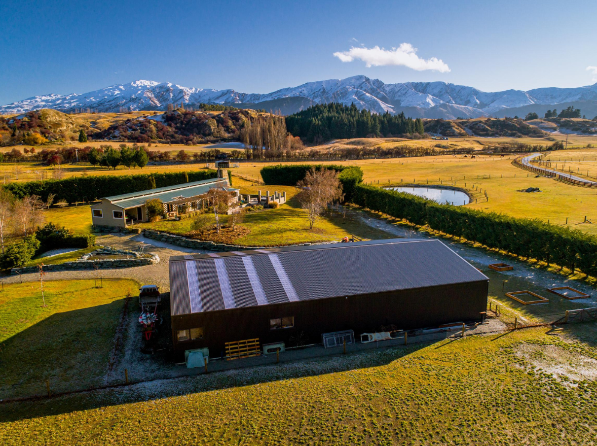 1.-NZ-Imagery Blogs central-otago-farm-shed-3