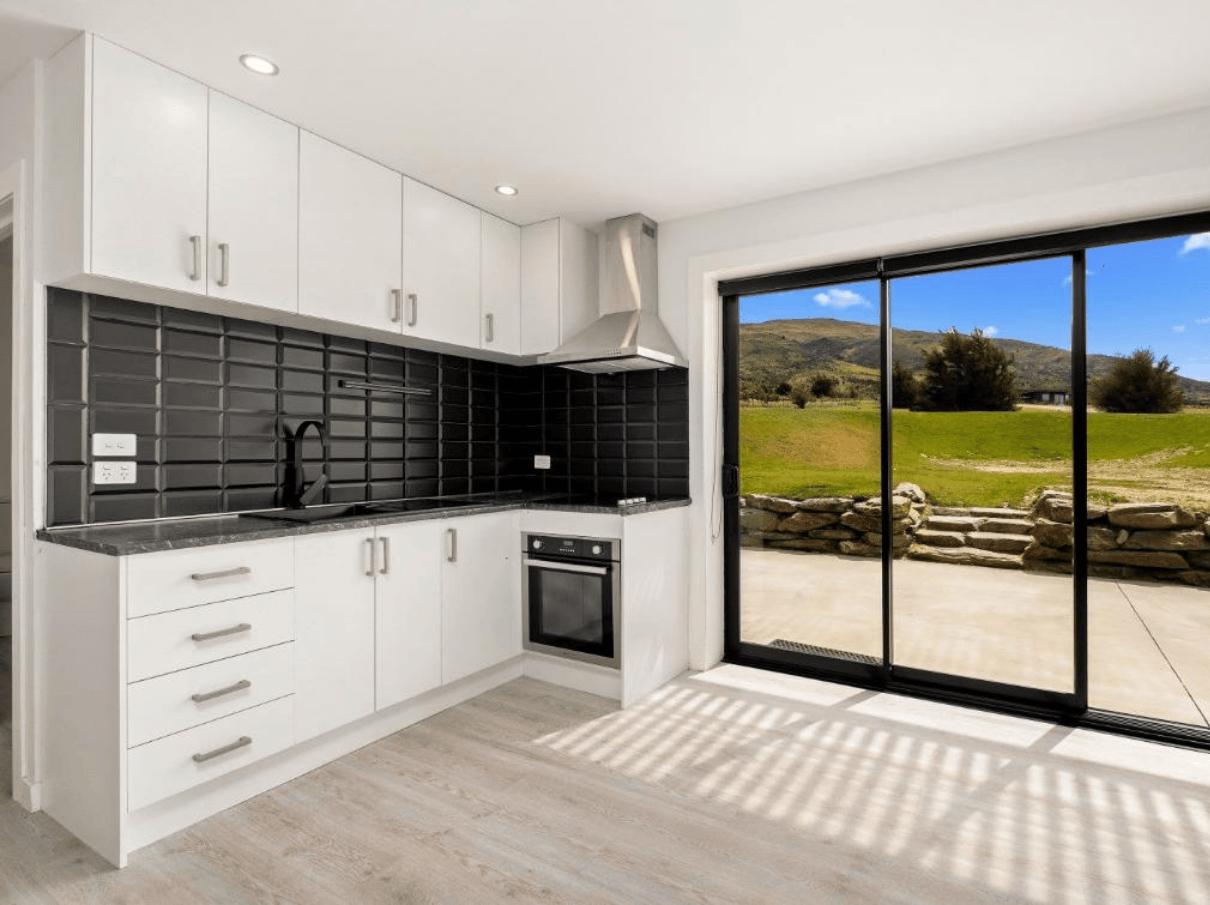 Shed home interior - Wide Span Sheds